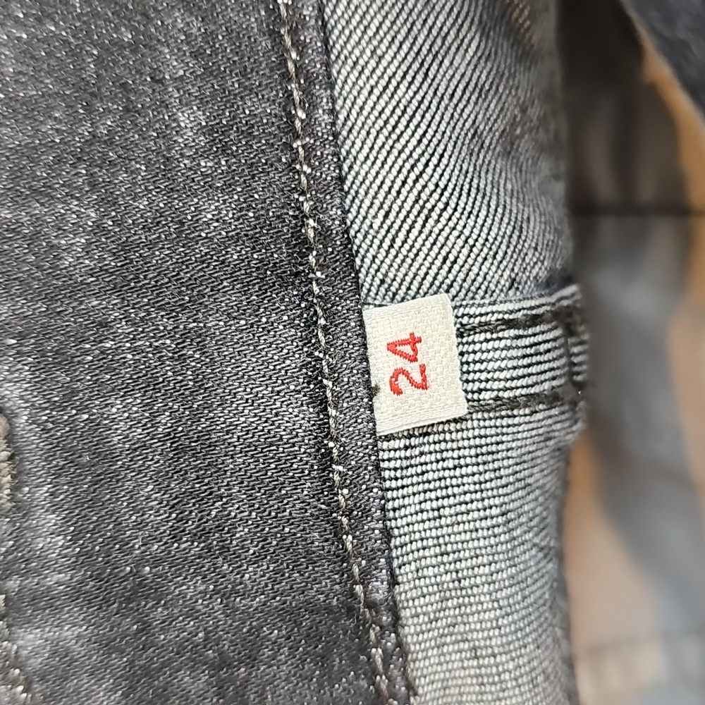 LEVI'S BLACK PREMIUM DENIM SKINNY ANKLE BIB OVERALLS - Picture 11 of 15